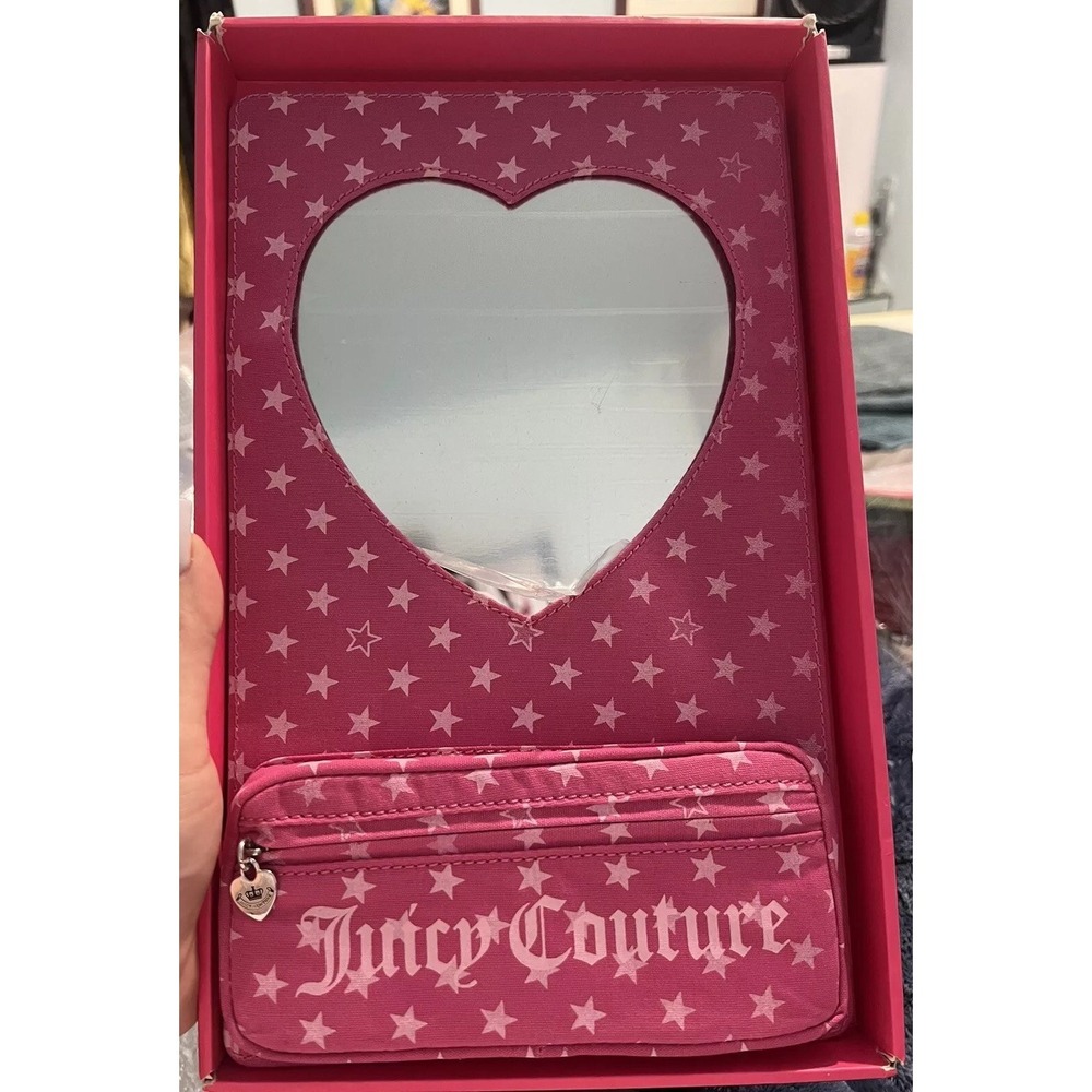 Juicy Couture Magnetic Heart‎ Mirror And Pouch